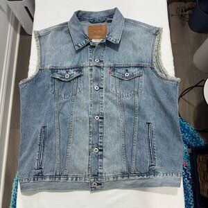 Men's Levis Vest Oversized Cutoff Distressed Denim Size Large